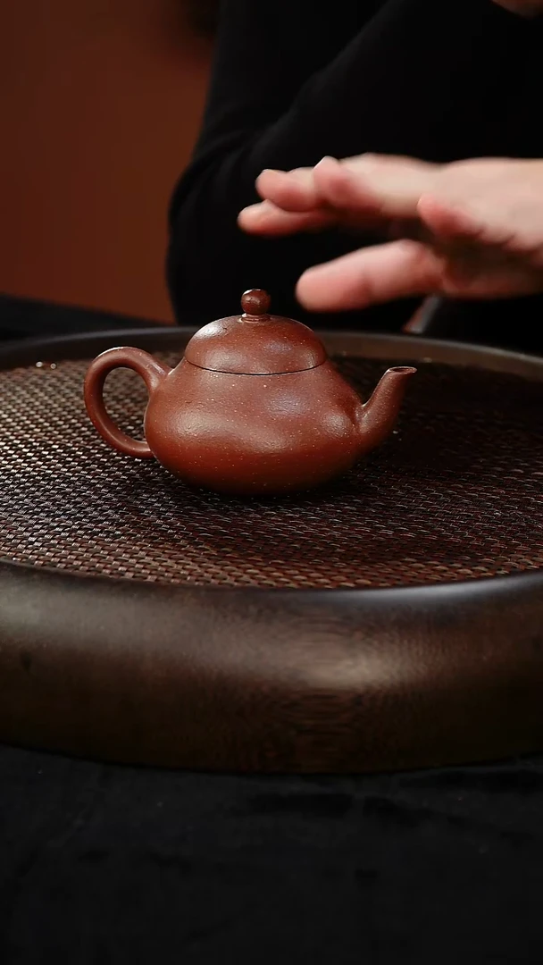 茶壶紫砂梨形 底槽清