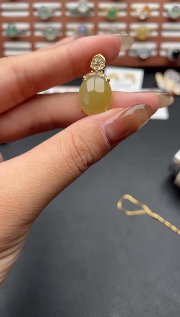 翡翠银S925镶嵌吊坠(赠链)一物一证一礼盒