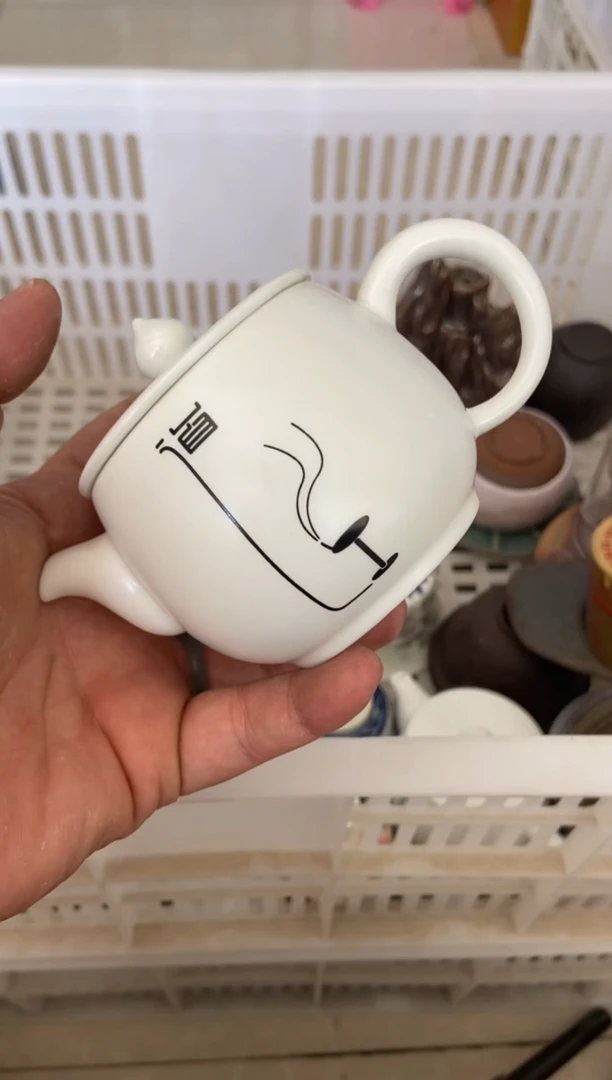 杯无运费险有瑕疵的摄影的产品有使用过的痕迹有点脏介意勿拍