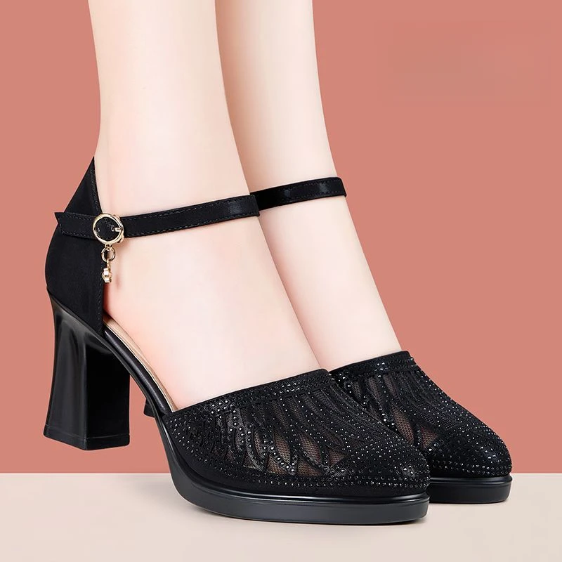 澳曼琳包头凉鞋女夏新款粗跟圆头中空单鞋旗袍模特走秀高跟鞋