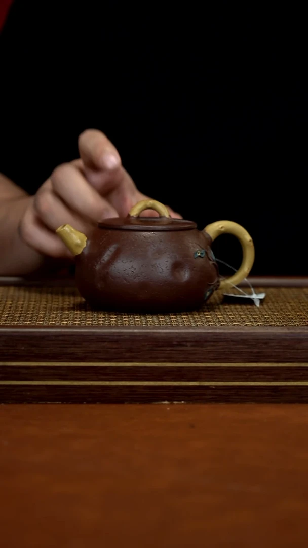 茶壶紫砂紫泥双色供春