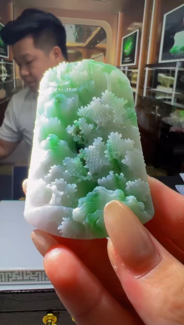 定制翡翠未镶嵌0935703554