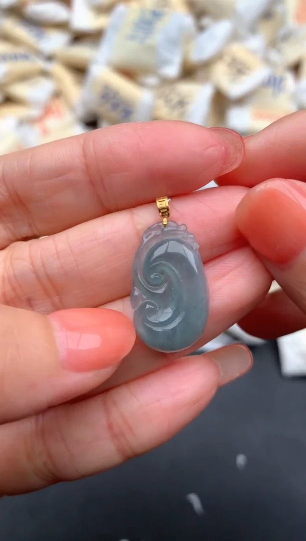 18K金镶嵌挂件翡翠—福利