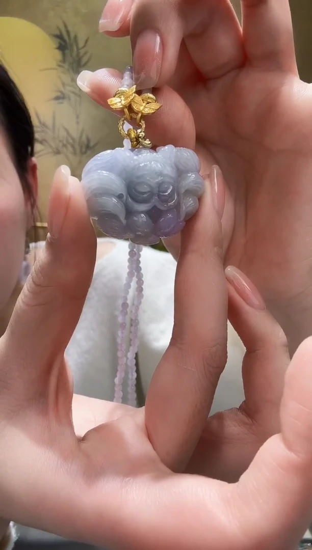 颈饰未镶嵌翡翠吊坠