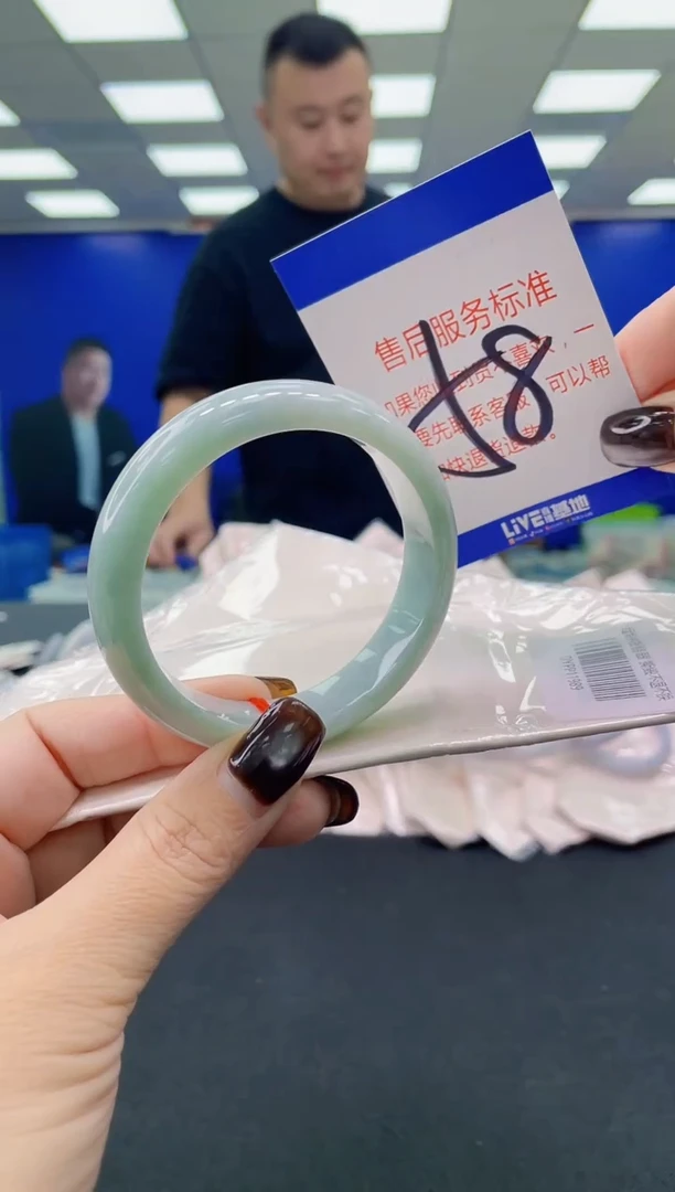 未镶嵌手镯翡翠AAAAAAAAAA