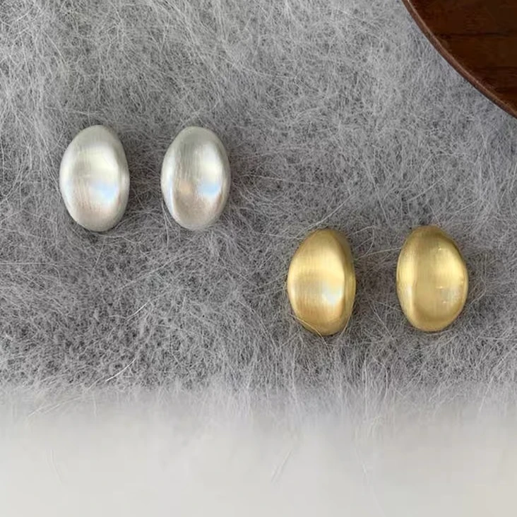 合金耳饰 拉丝款银色月牙凹陷耳钉