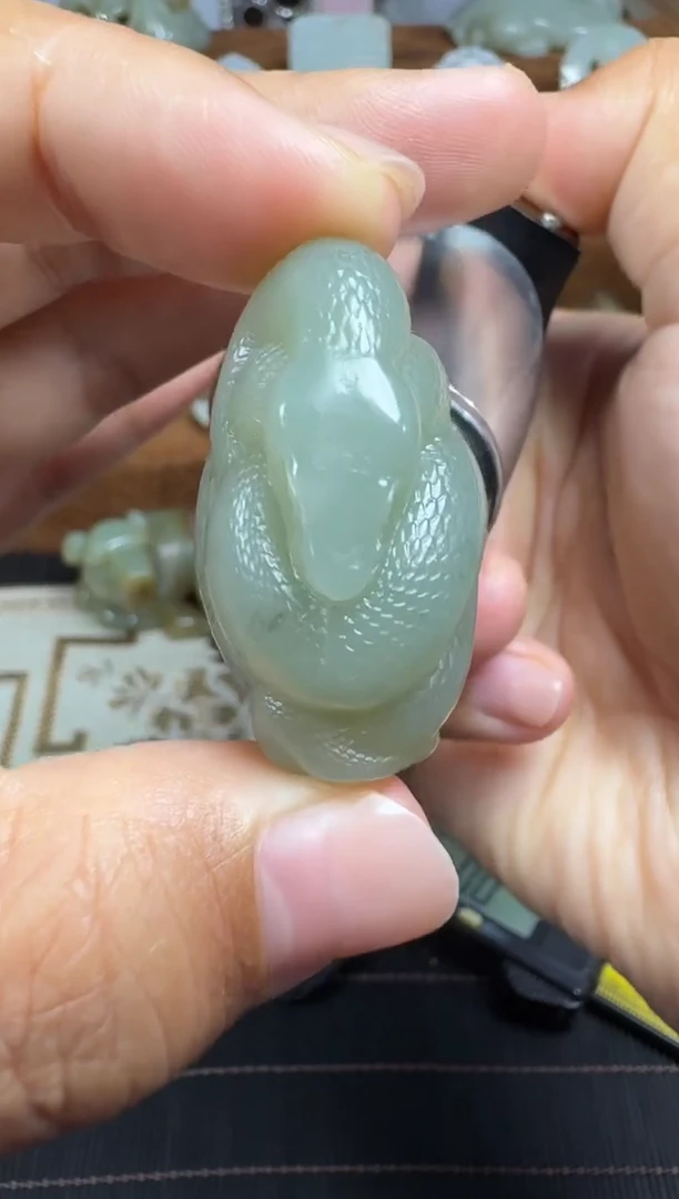 颈饰未镶嵌和田玉1