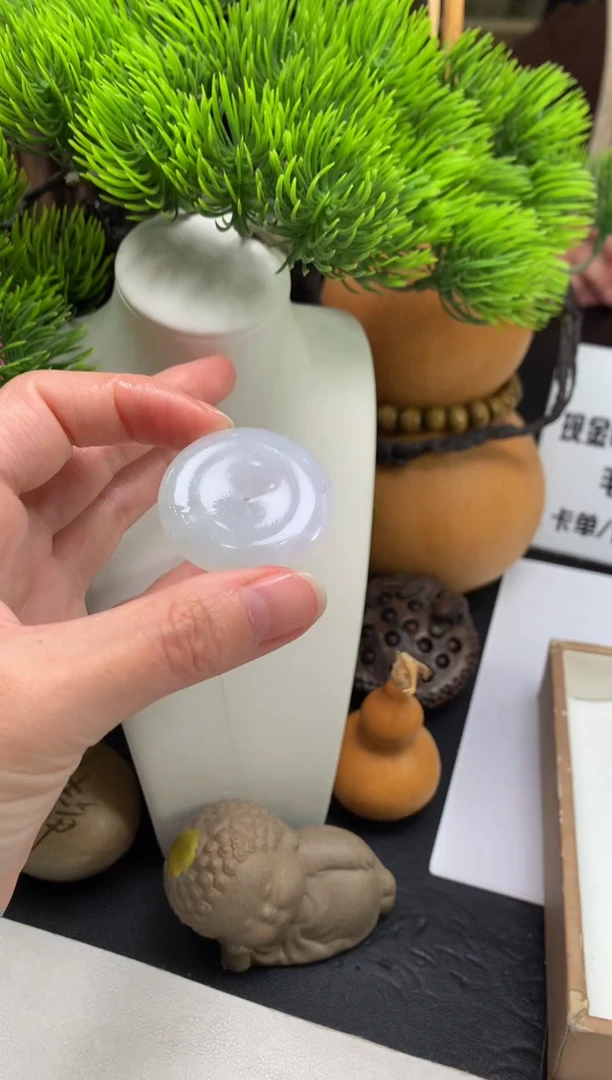 未镶嵌定制翡翠K****n---126104