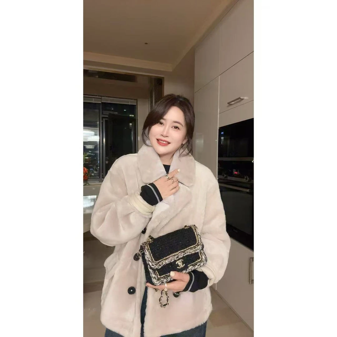 【可盐可甜】多风格翻领皮毛一体2525073（小码衣长约61cm）