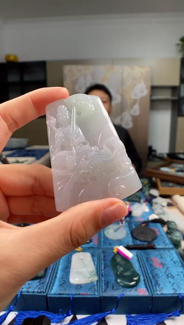 颈饰未镶嵌翡翠多样性发其一