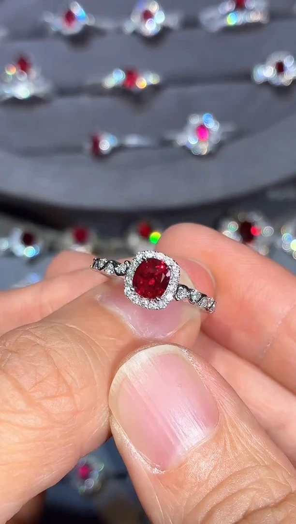 18K金镶嵌戒指红宝石【闪购】1.0ct/七天鉴赏/无烧鸽血红