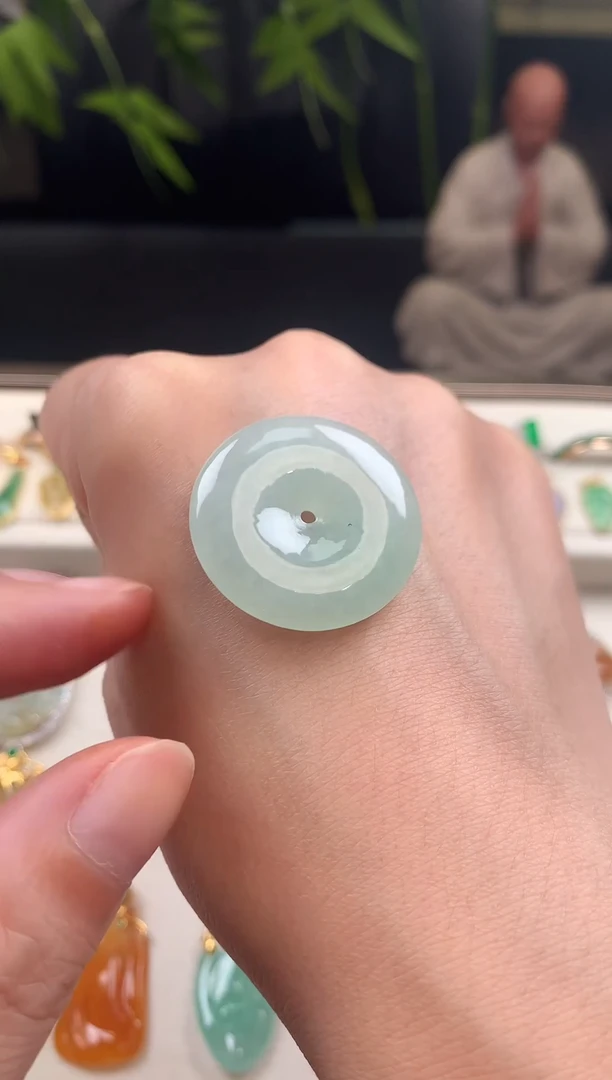 翡翠未镶嵌吊坠(不含链)天然缅甸A货翡翠平安扣