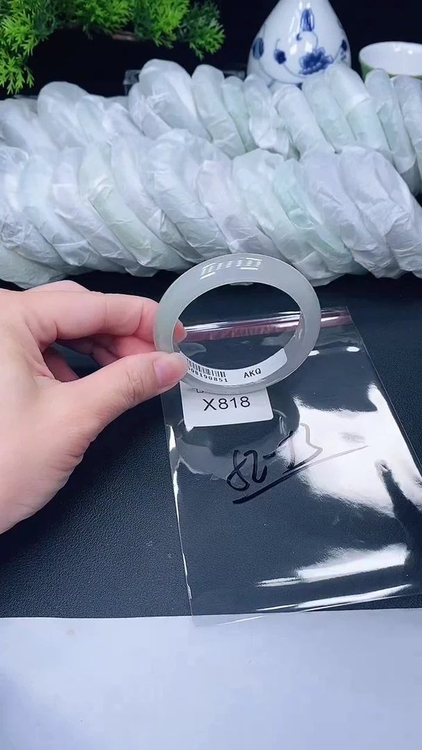 未镶嵌手镯翡翠818