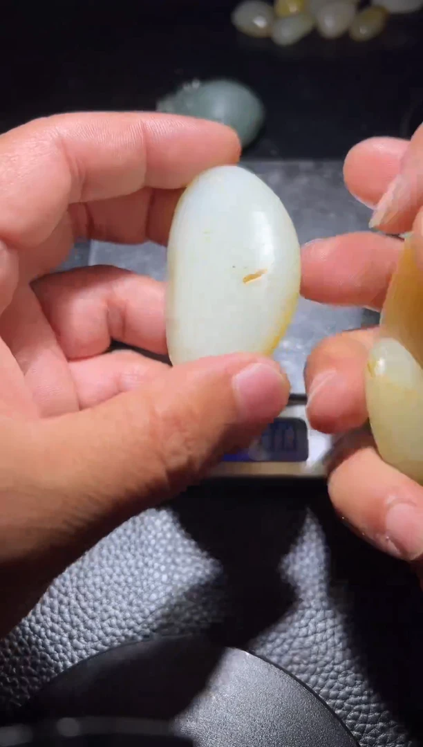 未镶嵌和田玉挂件35