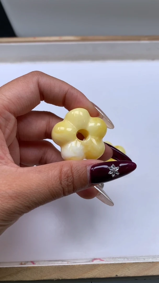 裸石蜜蜡未镶嵌A1797 白花蜡 花花 31*12mm1个6.8元