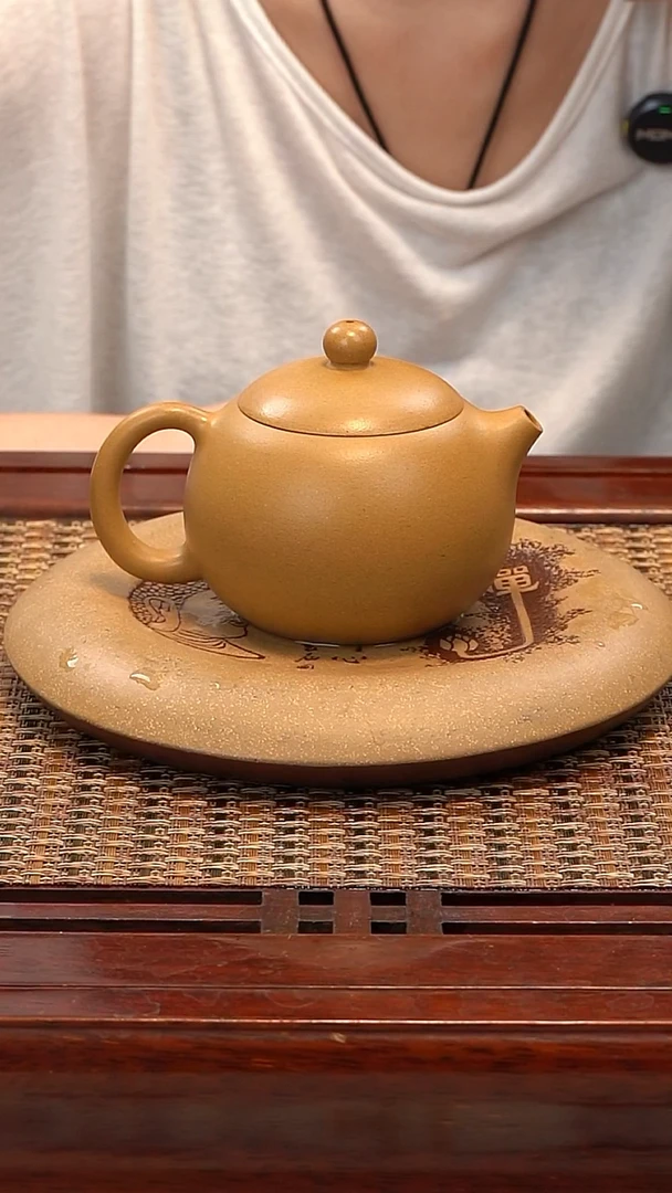 茶壶紫砂鸣缘斋黄金段西施180CC 精工半手
