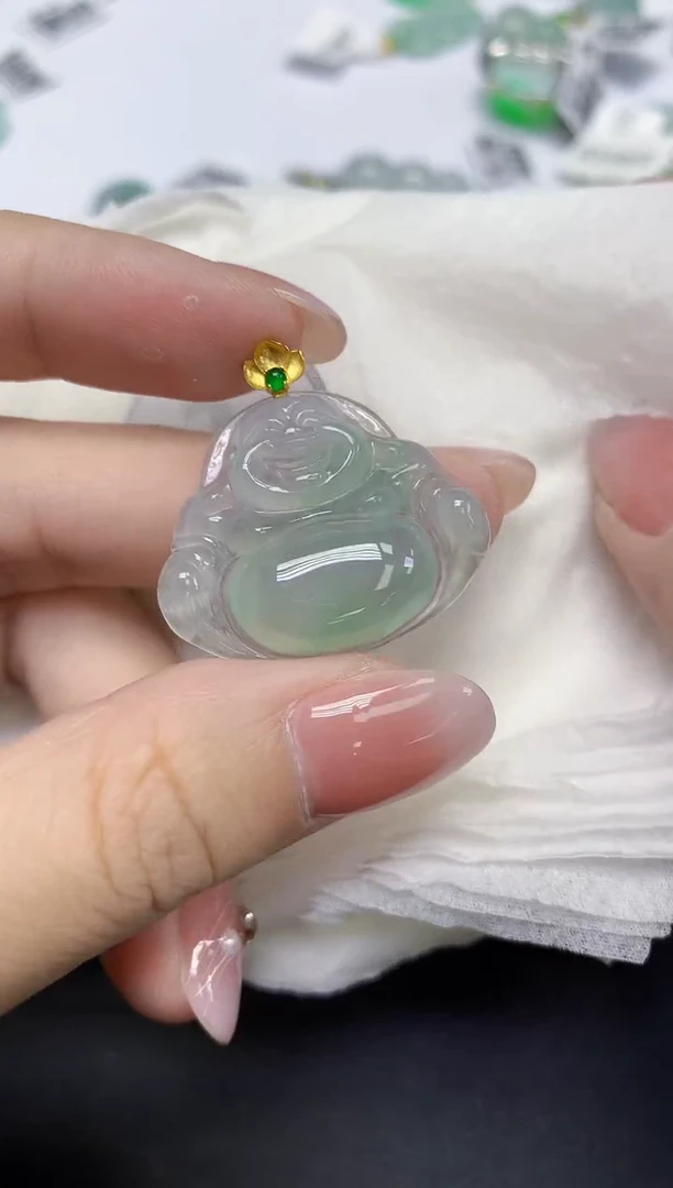 颈饰18K金镶嵌翡翠天然缅甸翡翠A货多样性发一件