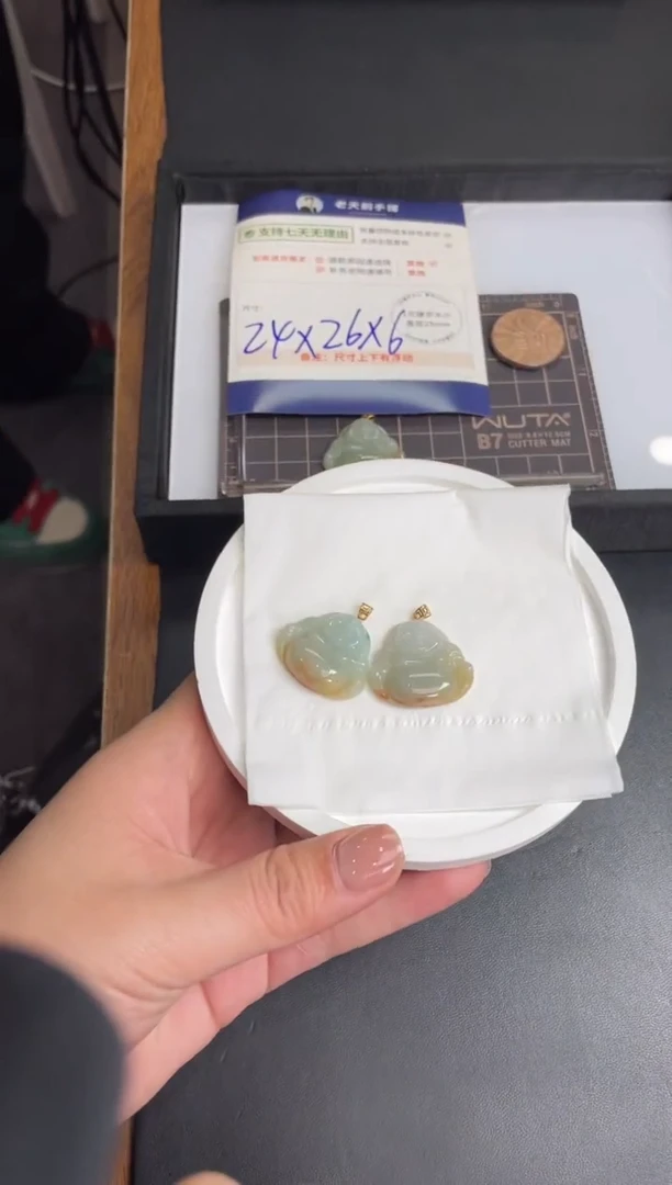 【闪购商品】翡翠挂件18K金镶嵌佛公FL09配绳/多样性发其一ZBCP