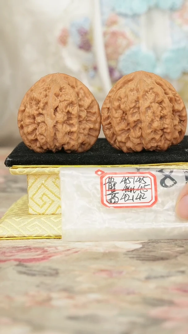 把件文玩核桃非嫁接大粗筋