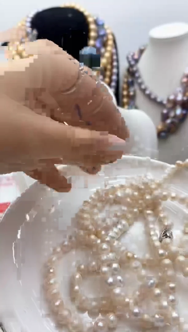 【闪购商品】淡水珍珠颈饰钛钢97