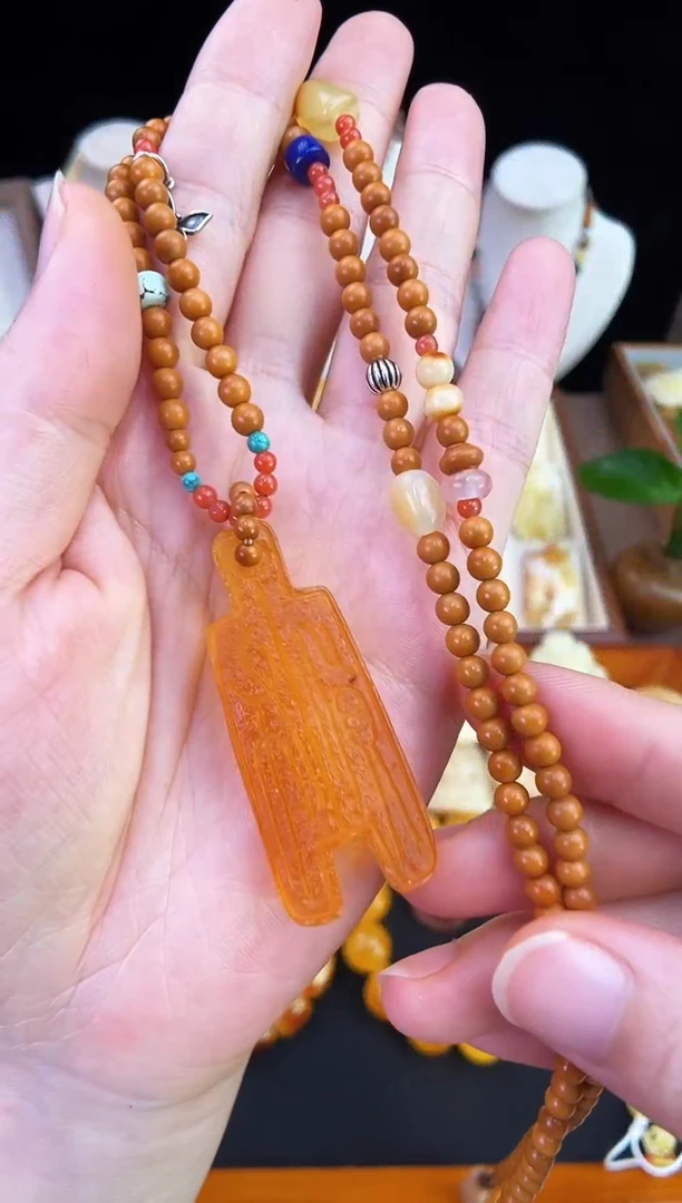 琥珀未镶嵌珠宝奇石柒月