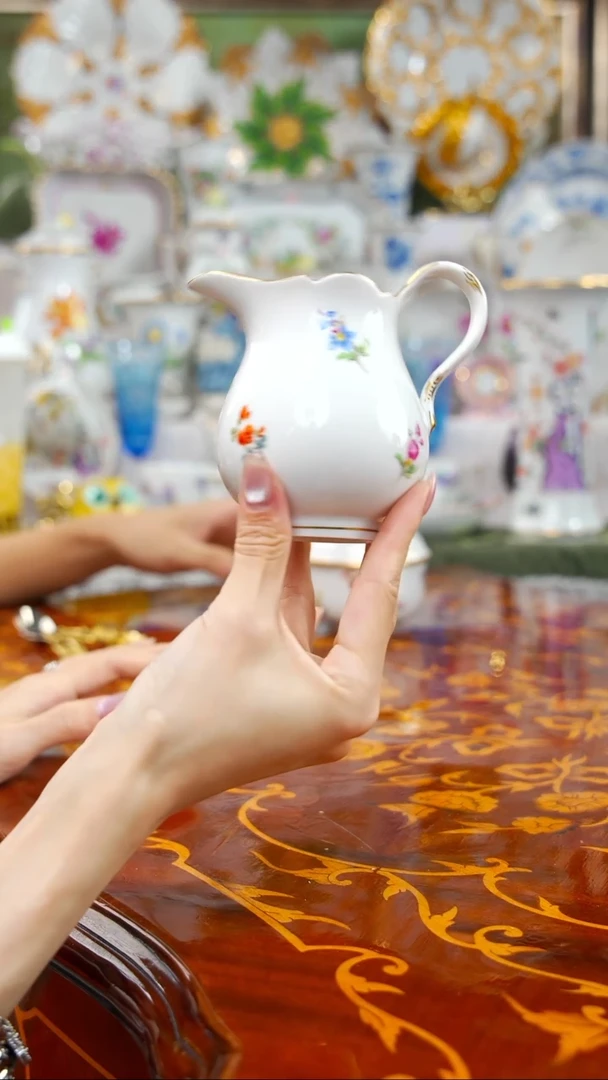 骨瓷米多家中古瓷器如图所示196