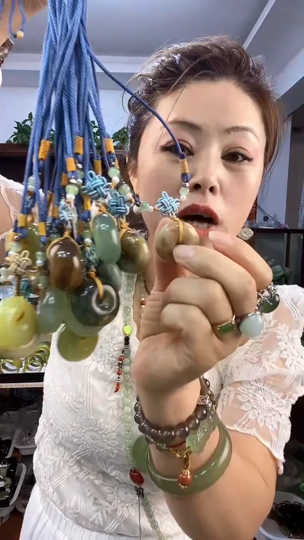 蛇纹石玉未镶嵌平安扣深蓝绳多样性发货其中之一