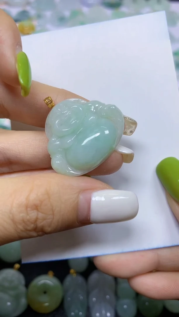翡翠18K金镶嵌颈饰天然翡翠A货