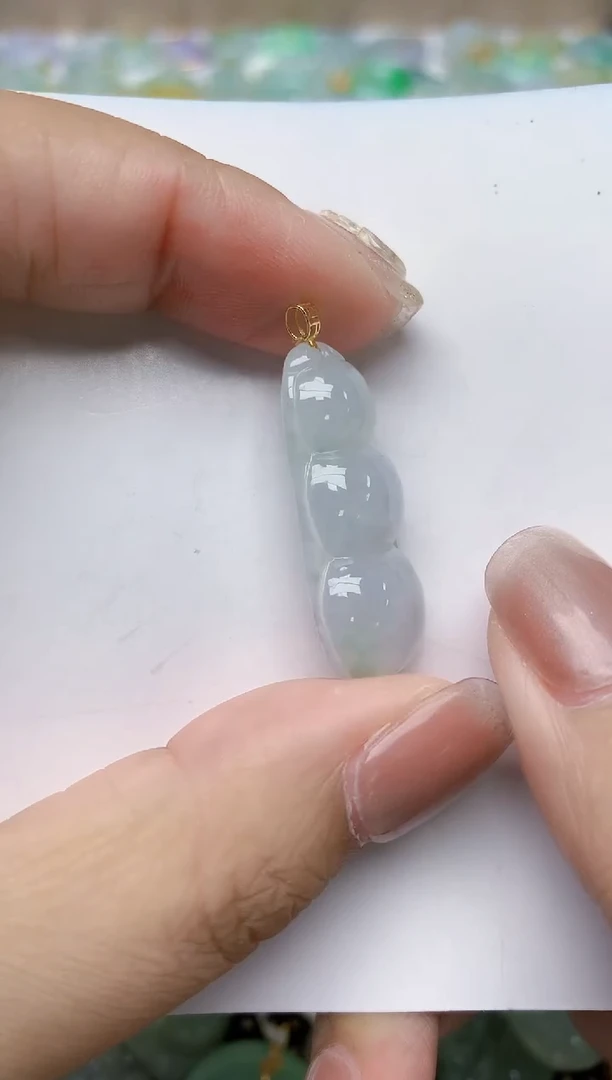 翡翠18K金镶嵌颈饰天然缅甸A货翡翠