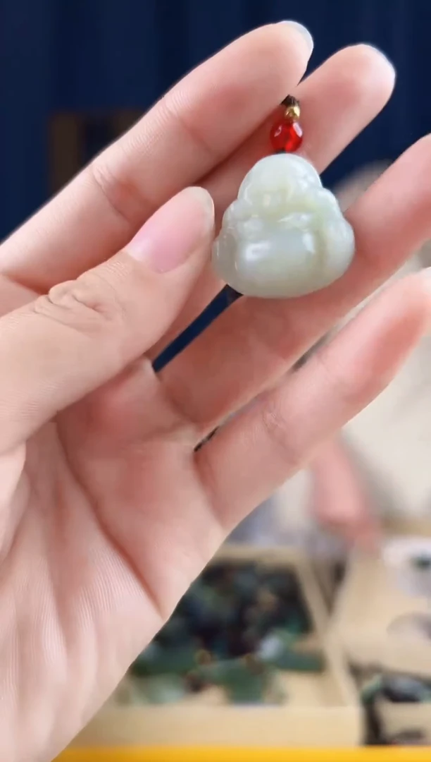 颈饰未镶嵌和田玉拍一发一，多样性发货