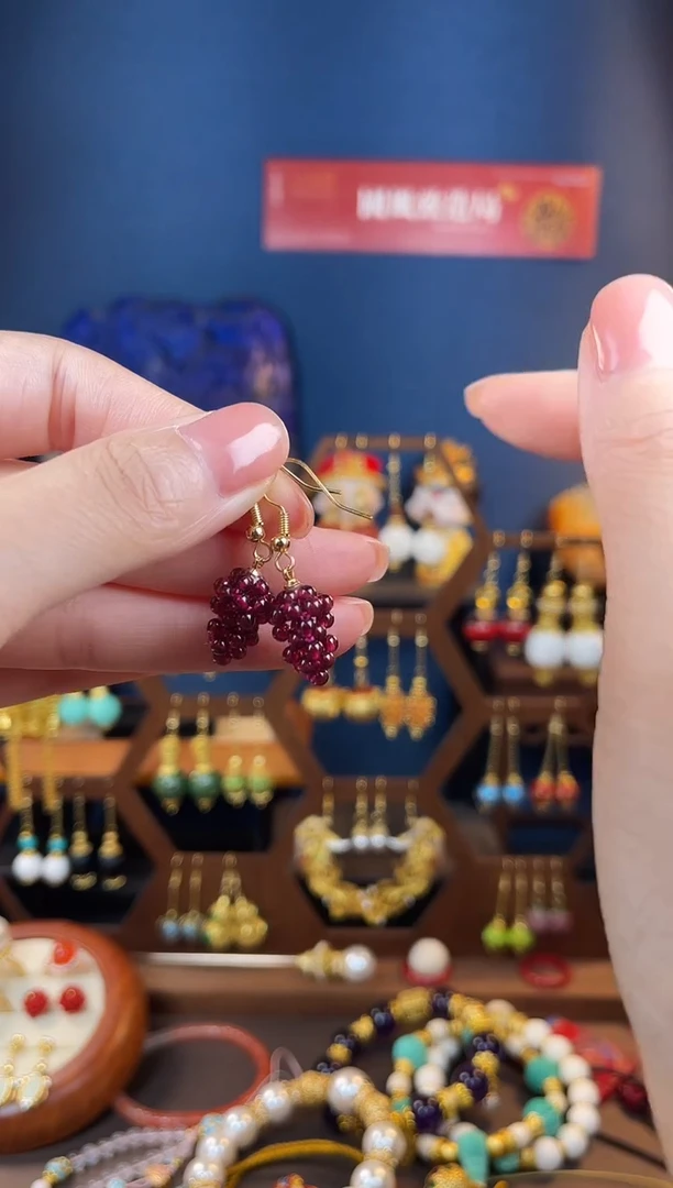 石榴石耳饰银S925镀金镶嵌仰***轮，葡萄耳钩