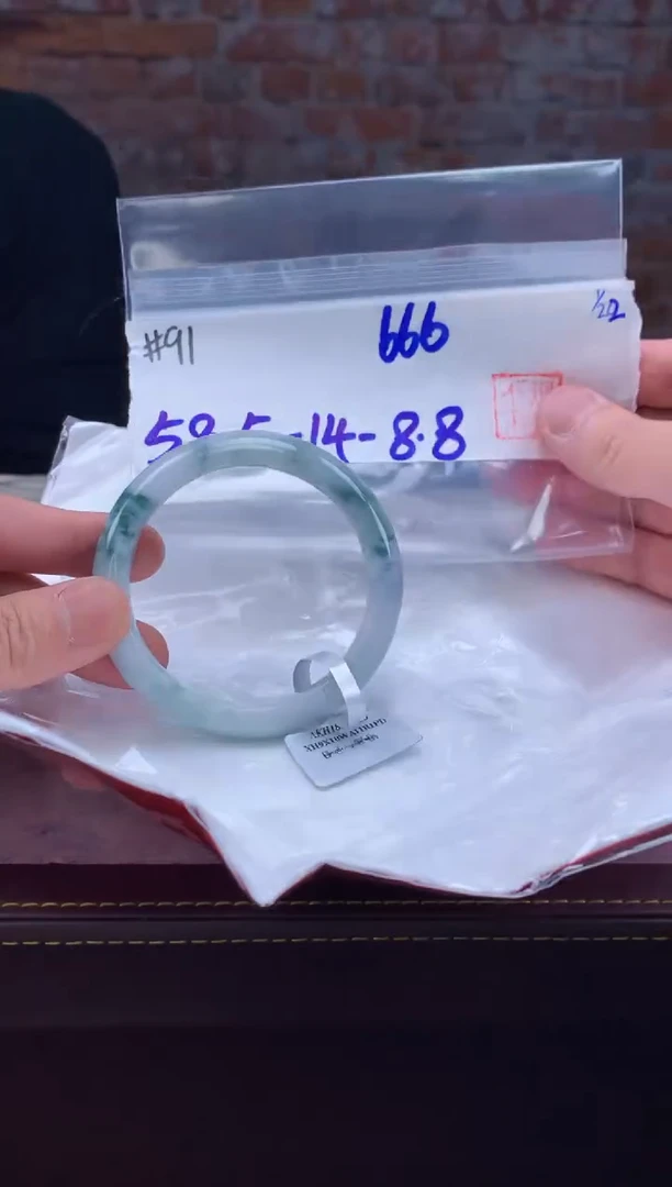 【闪购商品】定制翡翠未镶嵌毛货手镯需精细抛光/手镯91