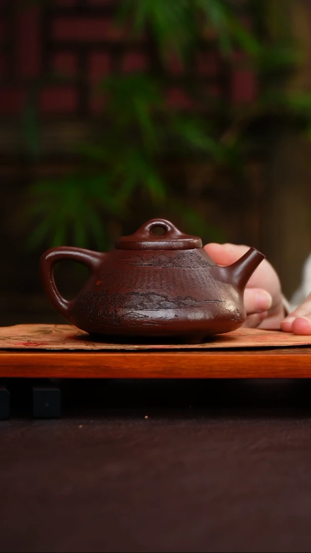 茶壶紫砂16目紫袍玉砂 子冶石瓢