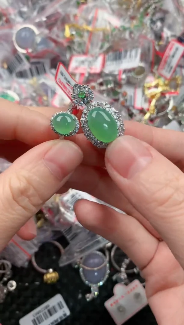 银S925镶嵌戒指翡翠888     1