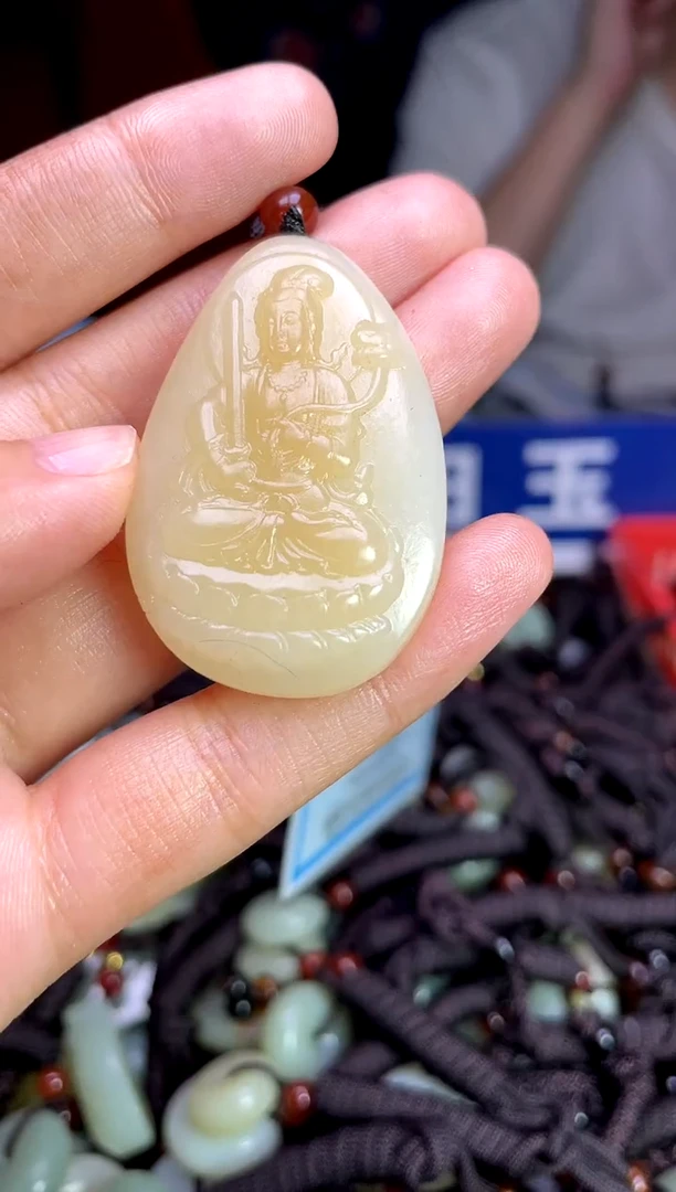 未镶嵌和田玉挂件1
