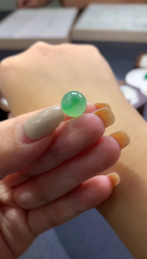 未镶嵌定制翡翠卡9.5