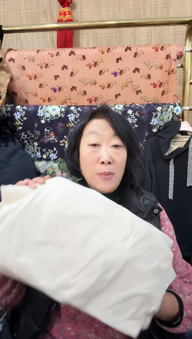 奶茶色德绒XL码裤子裁片两条（脏）