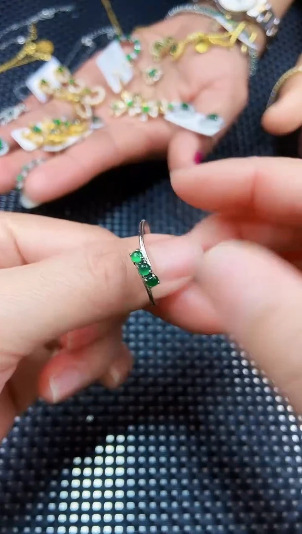 【闪购商品】翡翠戒指未镶嵌11111111