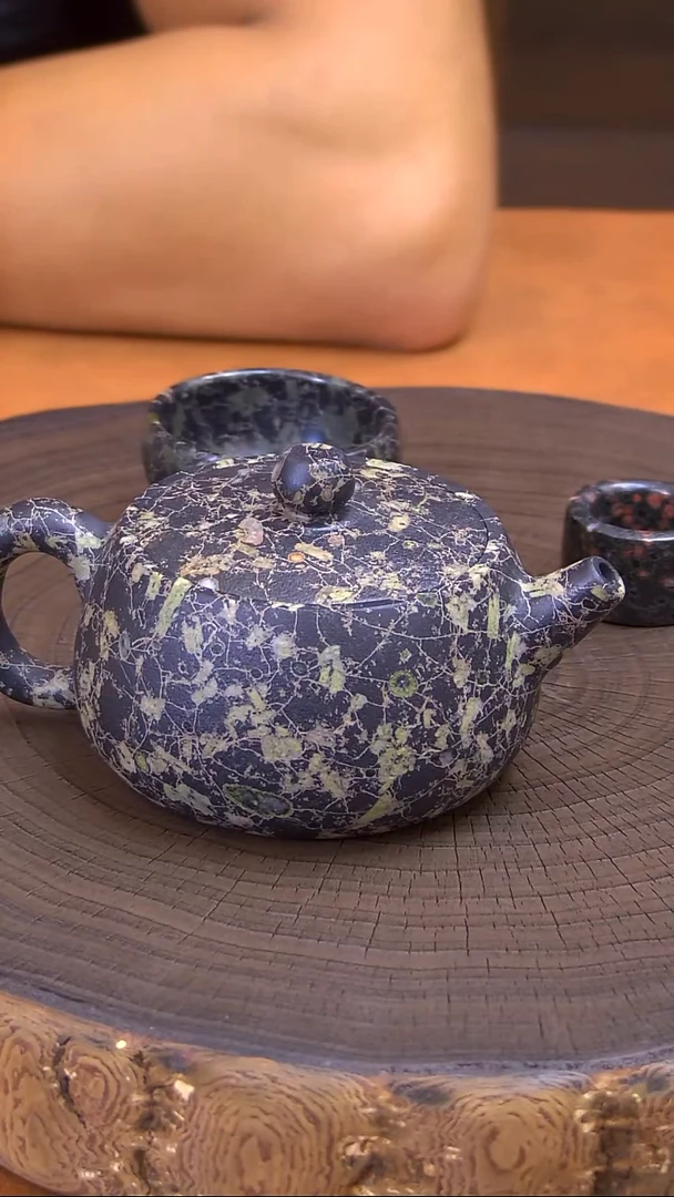 手工艺品琉璃石韵壶心梅花玉有容壶