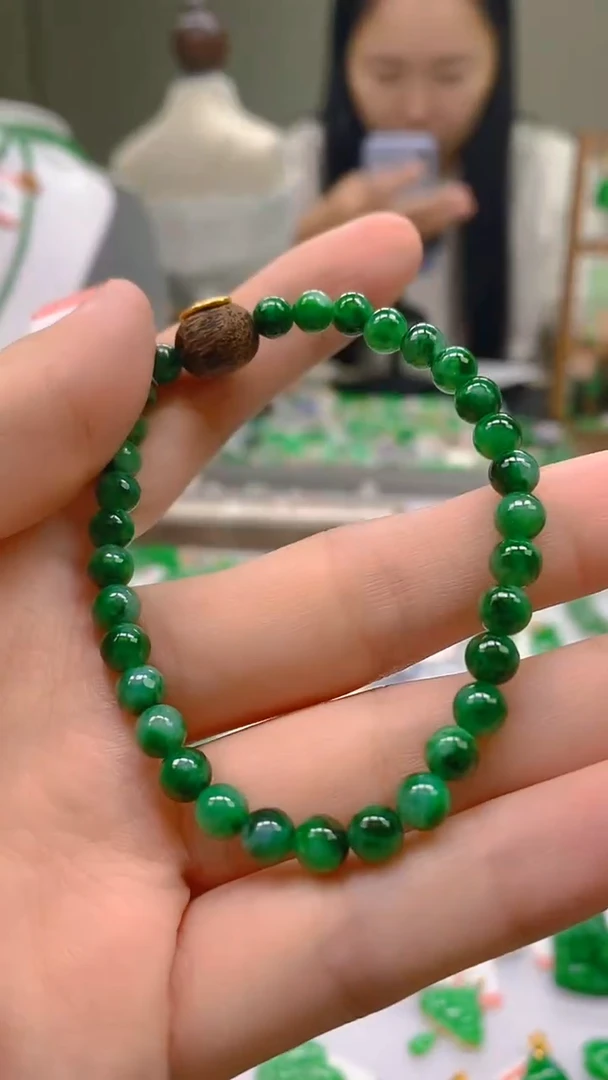 翡翠未镶嵌颈饰24小时鉴赏期 超时不退不换