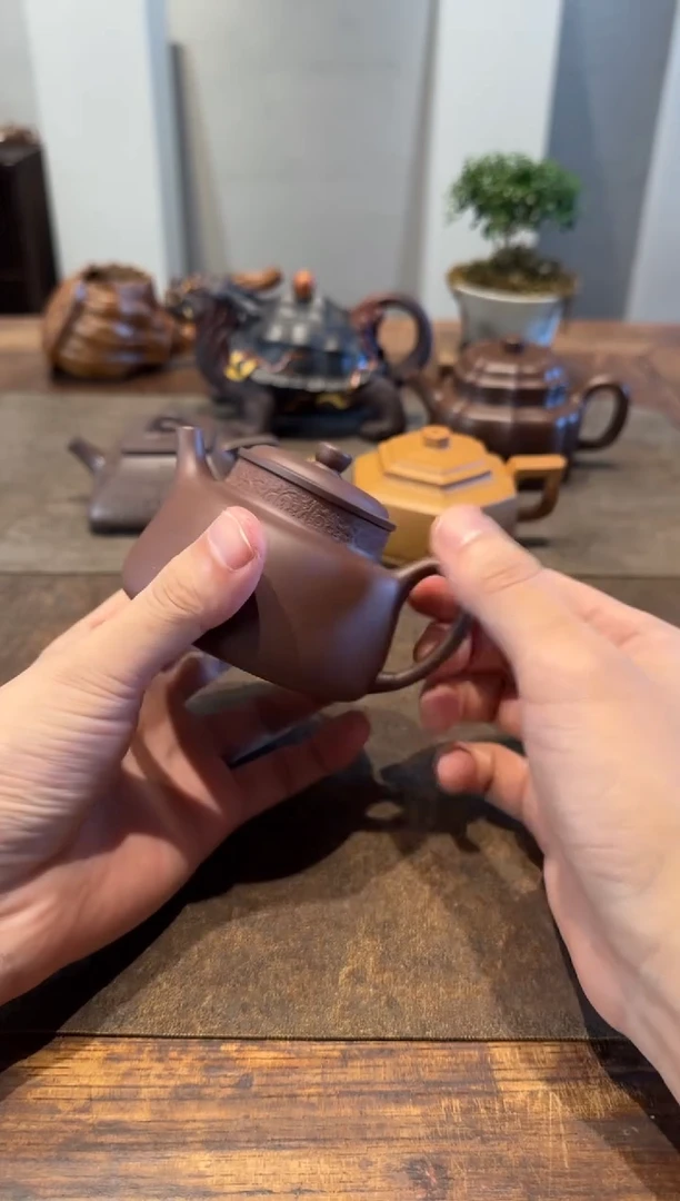茶壶紫砂四*言心刻绘紫泥