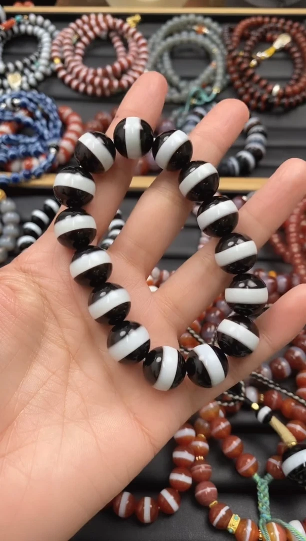 【闪购商品】玛瑙/玉髓手串未镶嵌手串