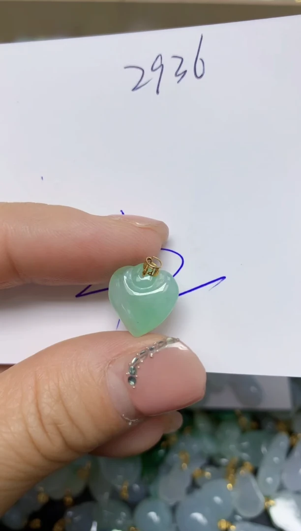 【闪购商品】翡翠挂件18K金镶嵌 天然翡翠A货