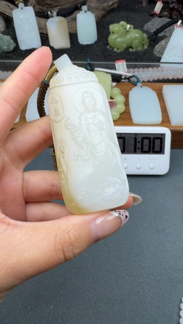 颈饰未镶嵌和田玉3