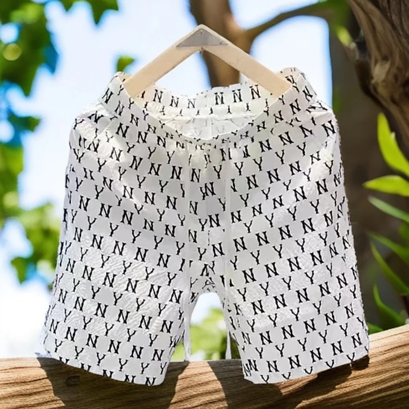 新款潮流网红同款男士夏季字母满印时尚透气薄款五分直筒短裤百搭