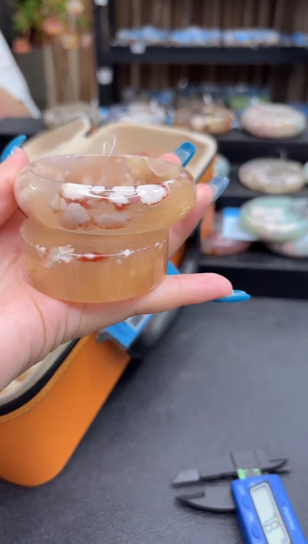 未镶嵌手镯石英质玉202(57圈赠送镯心)