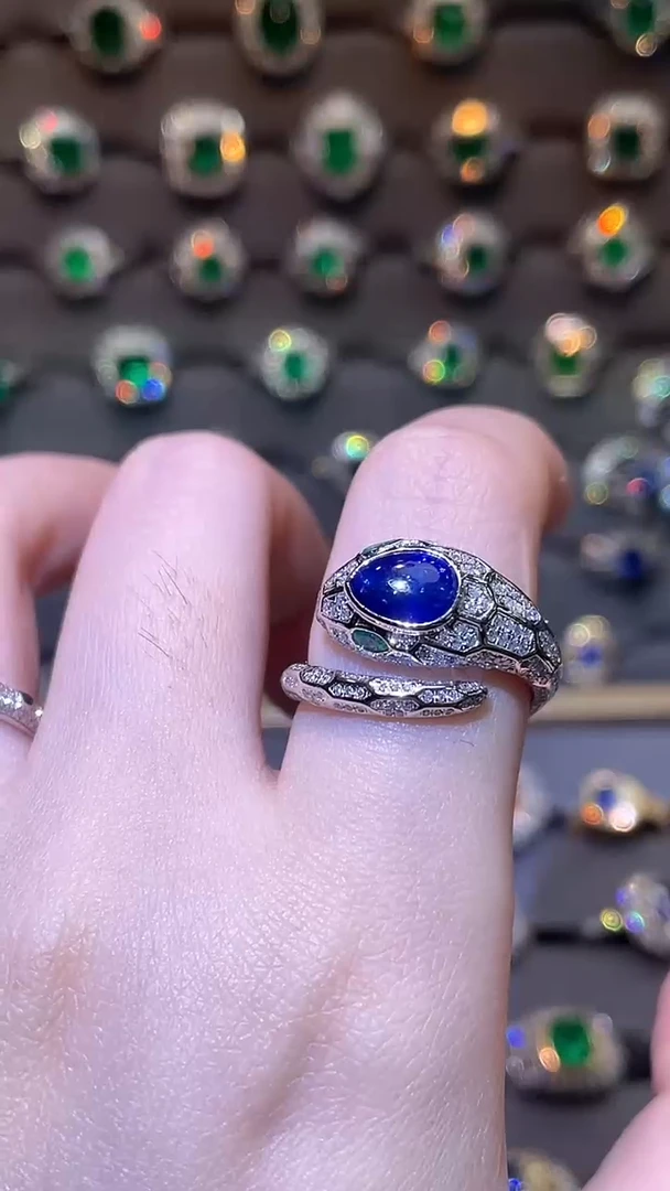 蓝宝石戒指18K金镶嵌斯里兰卡 1.88ct