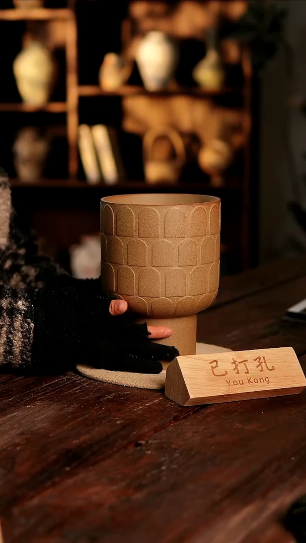 摆件31-2高23口14误差2已打孔瑕疵