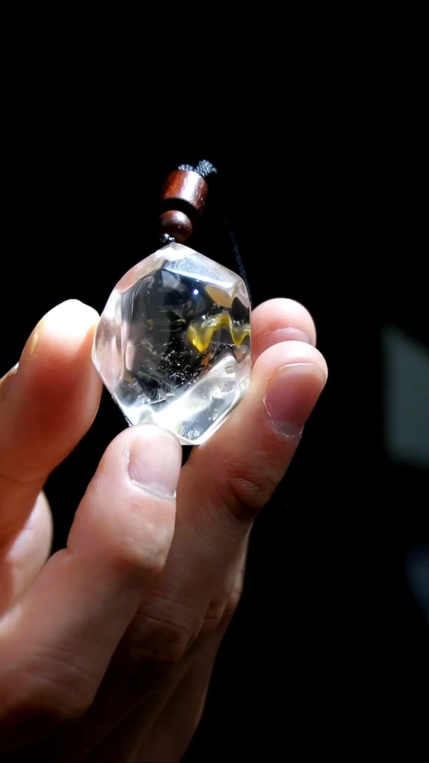 吊坠(赠链)未镶嵌水晶水晶