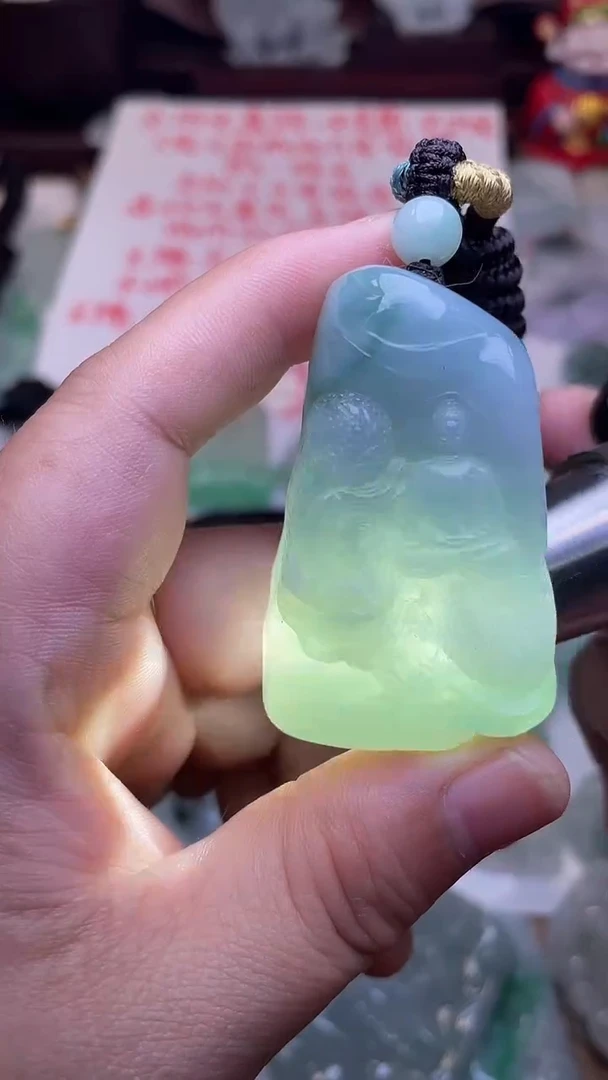 颈饰未镶嵌翡翠阿弥陀佛